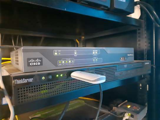 Cisco Router 881 (MPC8300) image 9