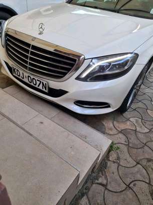 Mercedes Benz S400H Year 2014 fully loaded image 9