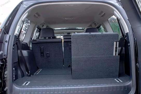 Toyota prado 2018 image 2