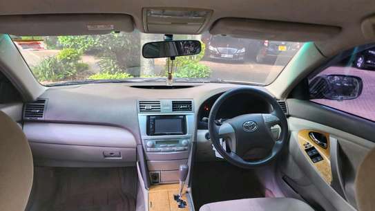 Quick sale well maintained Toyota camry image 4