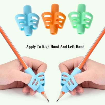 Two Finger Grip Silicone Pencil Holder image 3