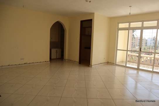 2 Bed Apartment with En Suite in Mtwapa image 17