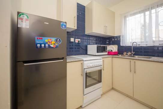 Serviced 1 Bed Apartment with En Suite at Raphta Road image 14
