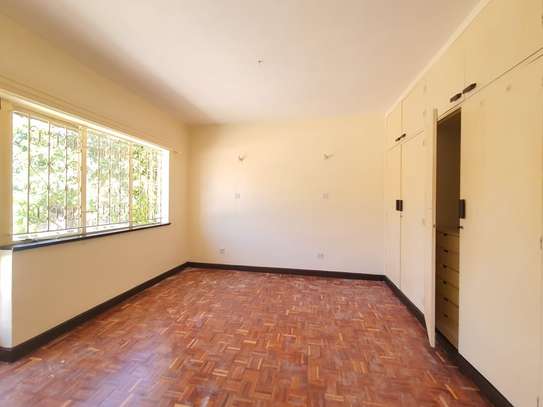 3 Bed Townhouse with En Suite at Brookside Drive image 20