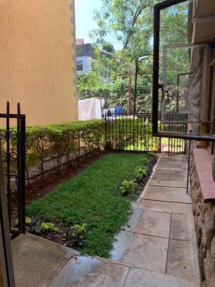 Fully Furnished and Serviced 1 Bedroom apartment in kilimani image 5