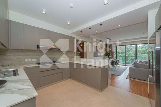 1 Bed Apartment with En Suite at Riverside Drive image 4