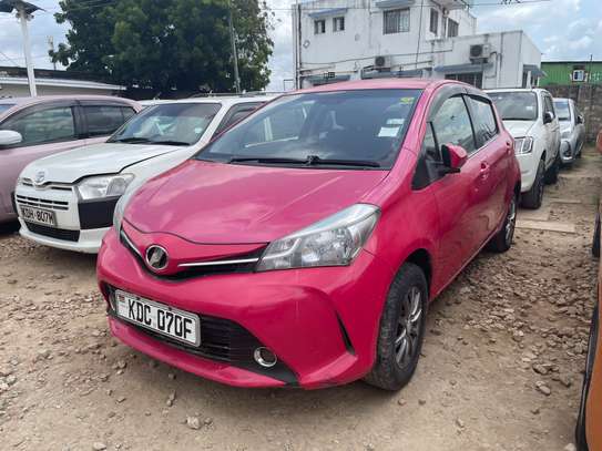 Toyota vitz KDC image 2