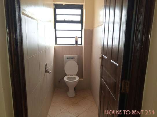 EXECUTIVE TWO BEDROOM MASTER ENSUITE TO LET FOR 30K image 1