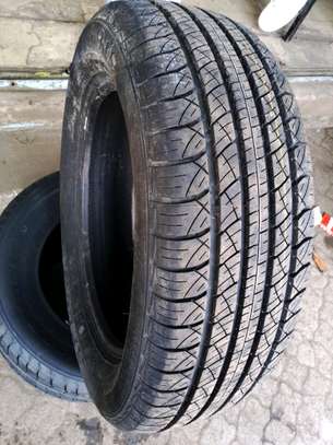 215/55r17 Aplus tyres. Confidence in every mile image 1