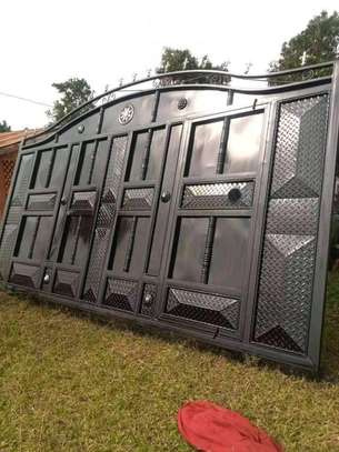 Modern, stylish, super quality and durable steel gates image 7