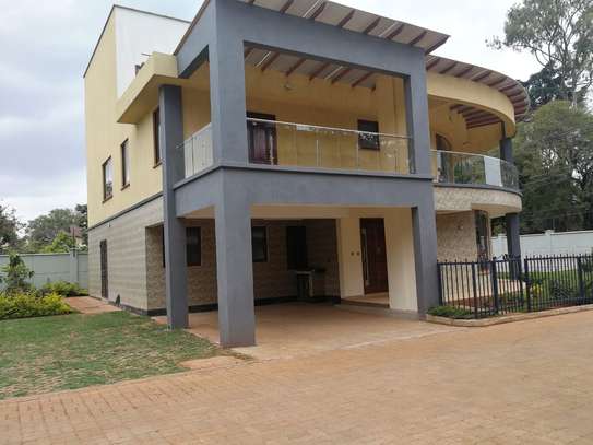 5 Bed Villa with En Suite in Lavington image 8