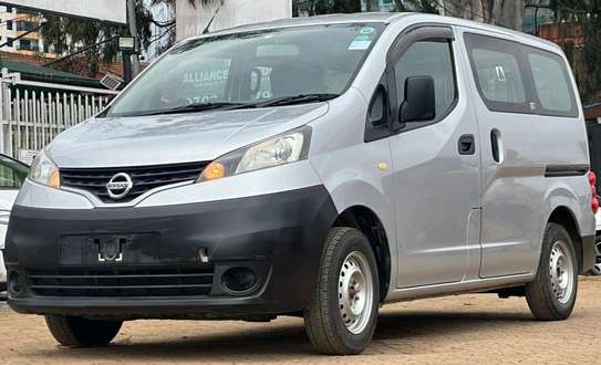 Nissan NV200 2018 model Silver color fully loaded image 3