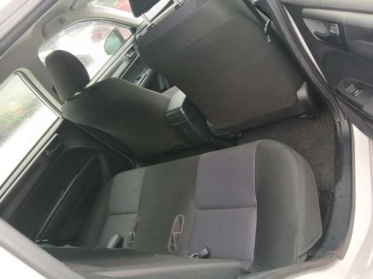 Toyota Fielder Hybrid 2018 image 3