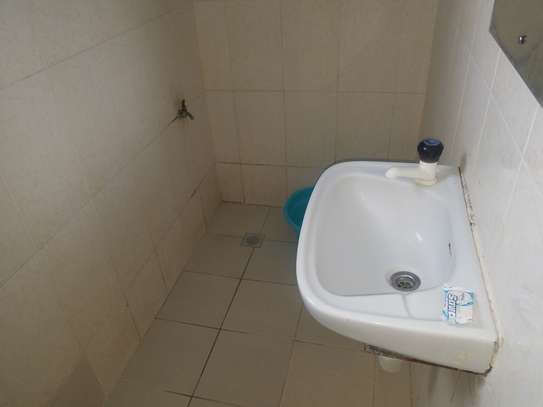 Serviced 1 Bed Apartment with En Suite in Diani image 17