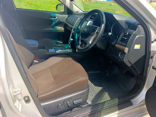 Toyota mark X KDA image 6