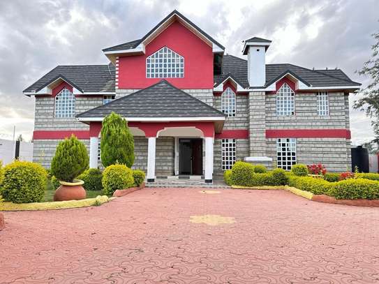 6 Bed House with En Suite at Epz image 9