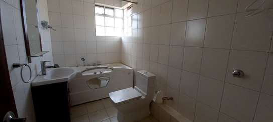 2 Bed Apartment with En Suite in Kileleshwa image 15