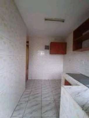 Two bedroom apartment to let image 4