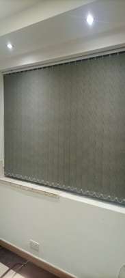 Durable office curtains. image 3