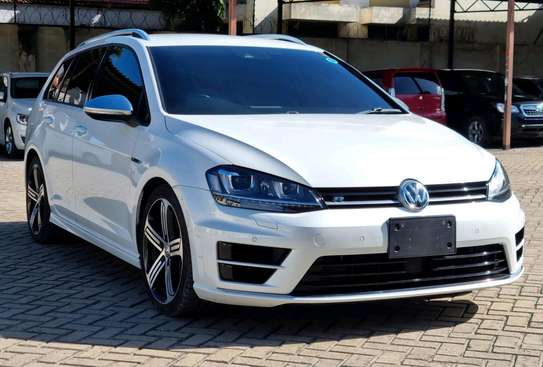 Volkswagen Golf R image 1
