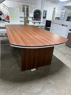 Boardroom Table: 10 Seaters Wooden Boardroom Table image 3