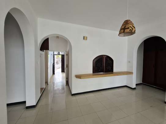 2 Bed Apartment with En Suite in Nyali Area image 37