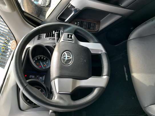 Toyota land cruiser prado TX 2016 Diesel image 4
