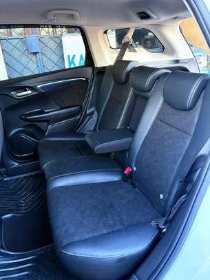 Honda shuttle newshape image 8