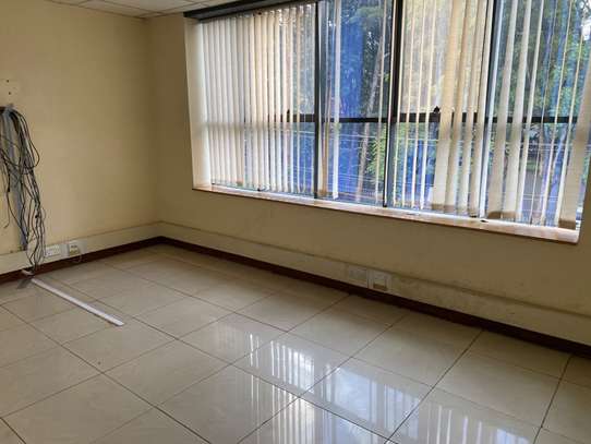 Commercial Property in Kilimani image 12