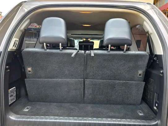 2023 Toyota land cruiser Prado VXL image 10