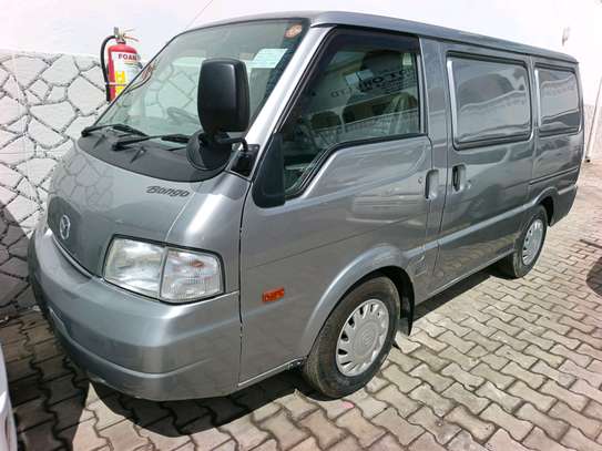 Mazda bongo van freezer image 2