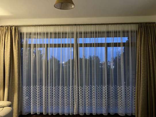 QUALITY HEAVY SHEER CURTAINS. image 2