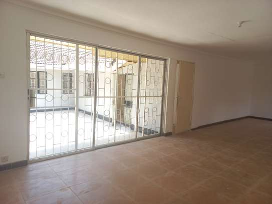 Commercial Property with Aircon in Kileleshwa image 7