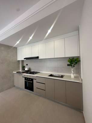 2 Bed Apartment with En Suite in Riverside image 2