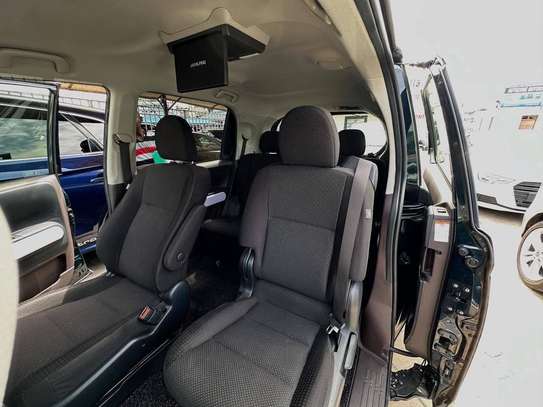 Toyota spade 2018 black image 6