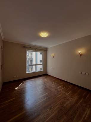 3 Bed Apartment with En Suite in Riverside image 13