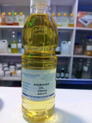 Moringa oil image 1