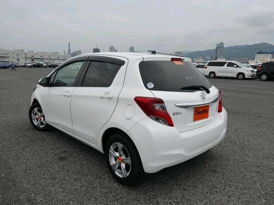 TOYOTA VITZ ( MKOPO/HIRE PURCHASE ACCEPTED) image 4