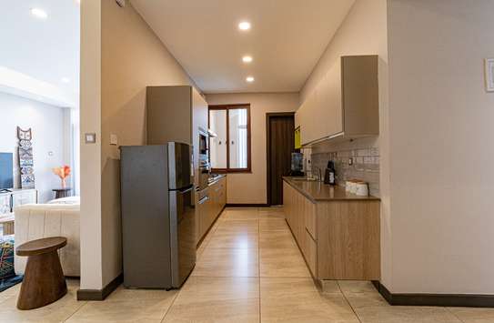 Serviced 2 Bed Apartment with En Suite at Westlands image 16