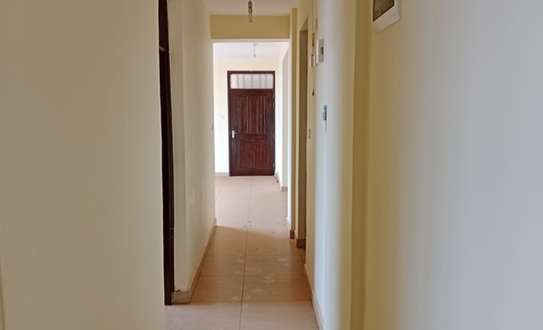 3 Bed Apartment with Borehole at Garissa Road image 6