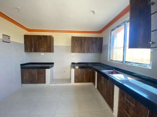 3 Bed Townhouse with En Suite at Mtwapa image 35