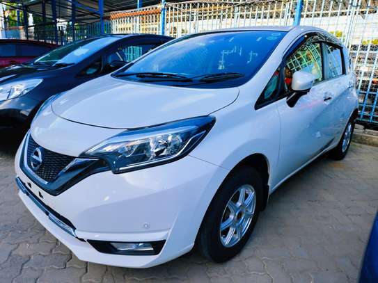 Nissan note Medalist 2017 white image 2