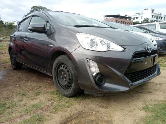 Toyota Aqua (hybrid) for sale in kenya image 6