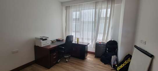 3 Bed Apartment with En Suite in Parklands image 6