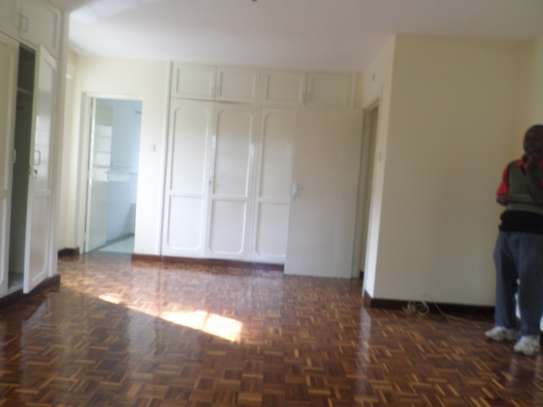 3 Bed Apartment with Balcony at Kilimani image 5