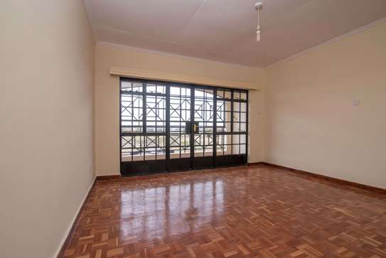 4 Bed Townhouse  in Langata image 9