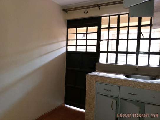 TWO BEDROOM TO LET IN KINOO FOR 22K NEAR MCA image 2