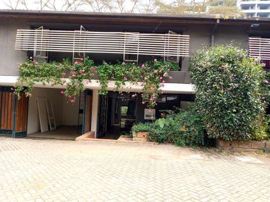 4 Bed Townhouse with En Suite at Kileleshwa image 2