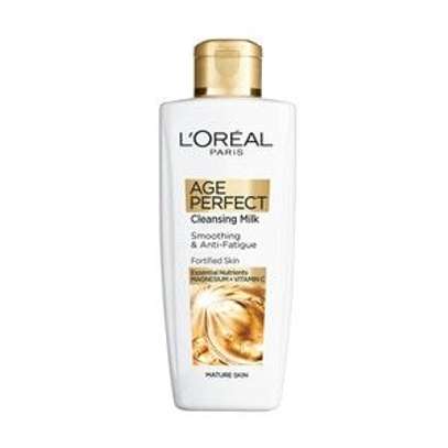 L'Oreal Age Perfectcleansing milk Smoothing & Anti-fatigue. image 1