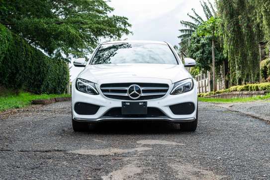 2016 Mercedes Benz C200 White image 3